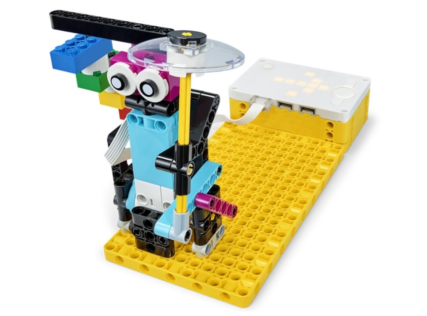 10 ideias de atividades de Ciências para o Ensino Fundamental 1 Foto de atividade sobre velocidade do vento com kit LEGO Education